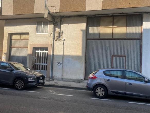 Commercial premises for sale in San Roque – As Fontiñas