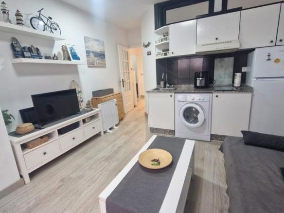 Studio for sale in Rua Rego de Foz, 8, Foz