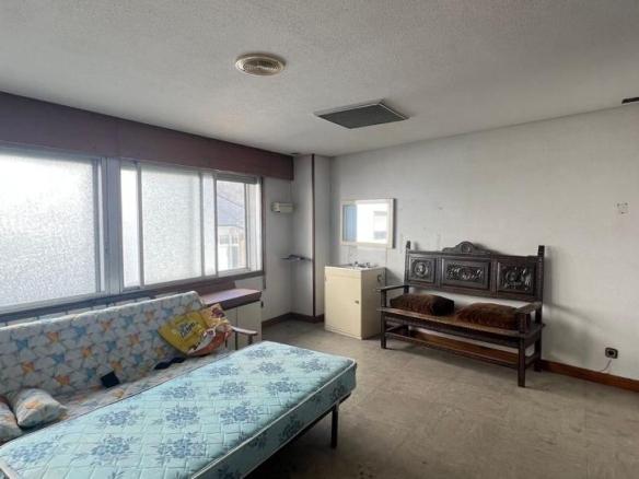 Apartment for sale in Praza de Santo Domingo, Centro – Walled Enclosure