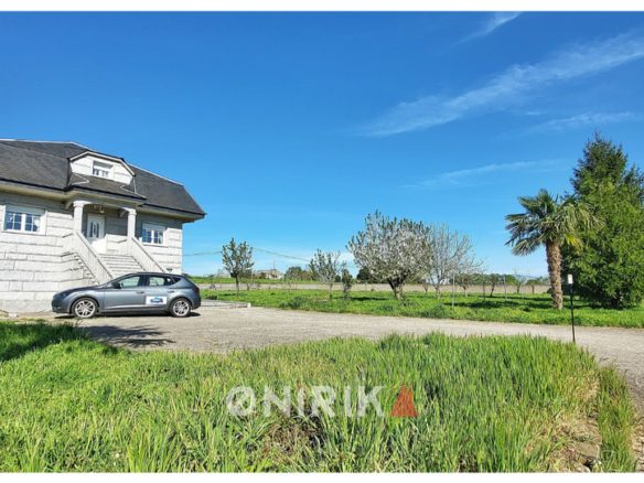 House or villa for sale in Caserio O Romeo, 3, Sarria
