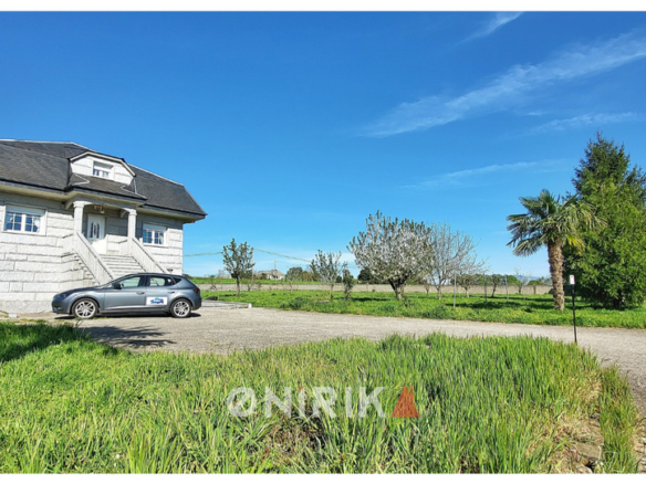 House or villa for sale in Caserio O Romeo, 3, Sarria