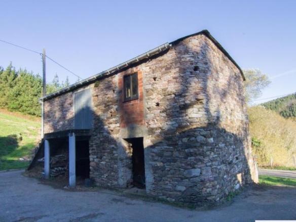 Rustic property for sale in Muras