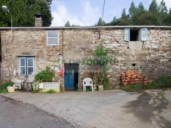 Rustic property for sale in Muras