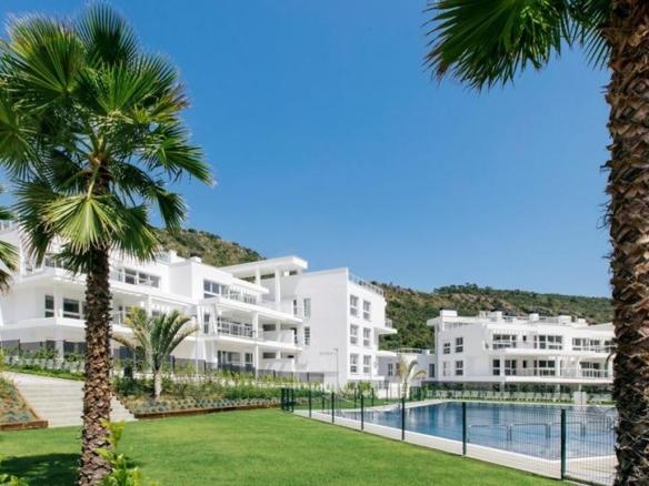 Ground floor apartment for sale in Cercado el, 20, Benahavís village