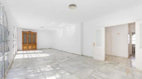 House or villa for sale in Nueva Andalucía centre