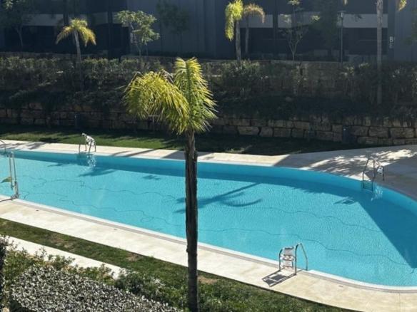 Apartment for sale on Calle Camino del Reloj, 21, La Concha – Resina Golf