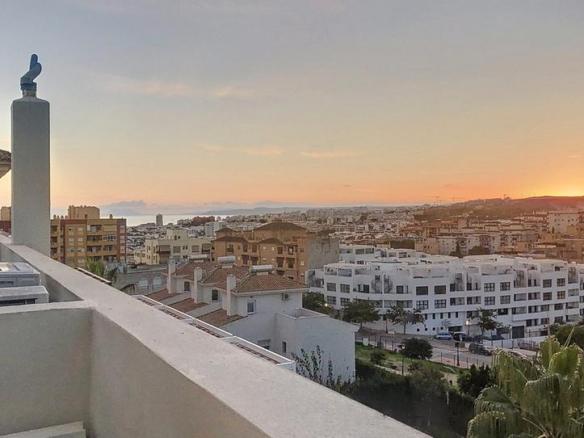 Apartment for sale on Calle Emilia Pardo Bazán, 22, Huerta Nueva