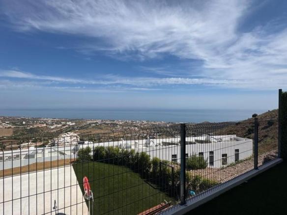 Ground floor apartment for sale in Diseminados
