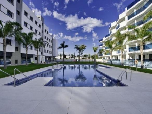 Ground floor apartment for sale in Los Rios