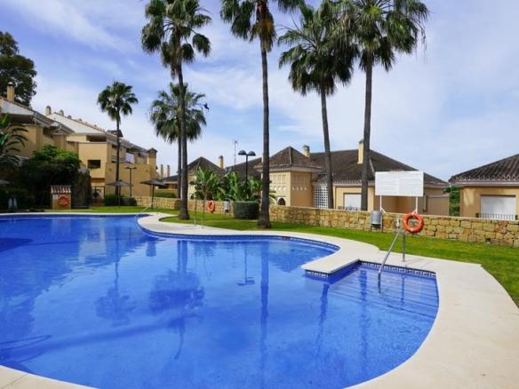 Apartment for sale in Aguamarina-gamonal Medran, 8, San Pedro de Alcántara town