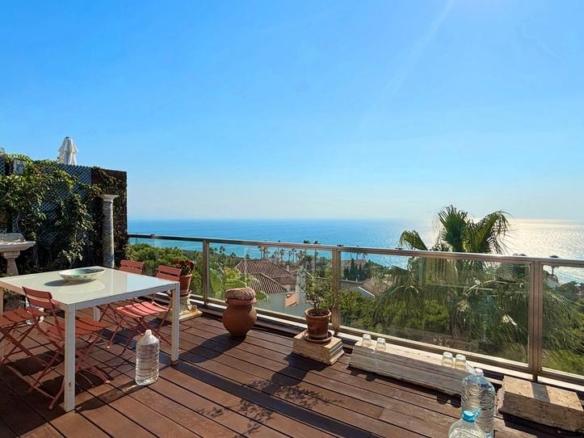 Penthouse for sale at N-340, 147, Puerto de la Duquesa