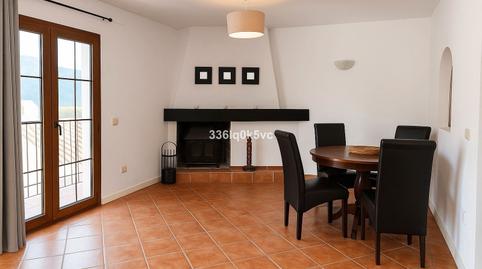 Duplex for sale on Avenida de Andalucia, 35, Benahavís town