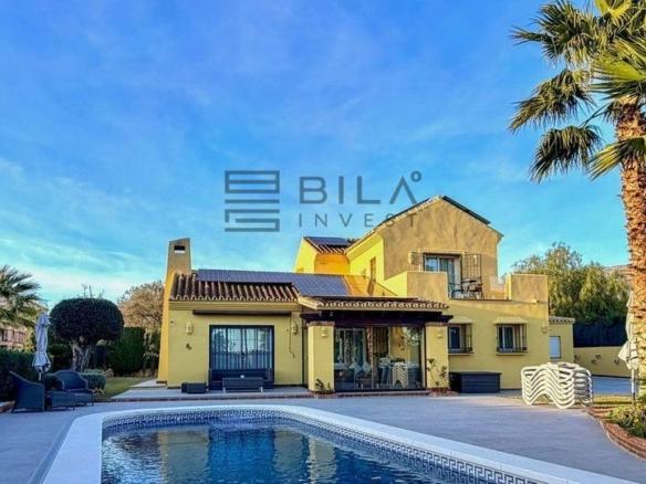 House or villa for sale in Mijas Golf, Mijas Golf