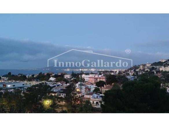 Apartment for sale in El Palo
