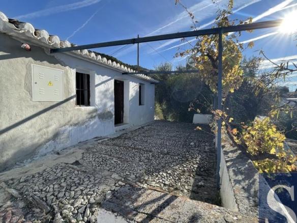 House or villa for sale in Canillas de Aceituno