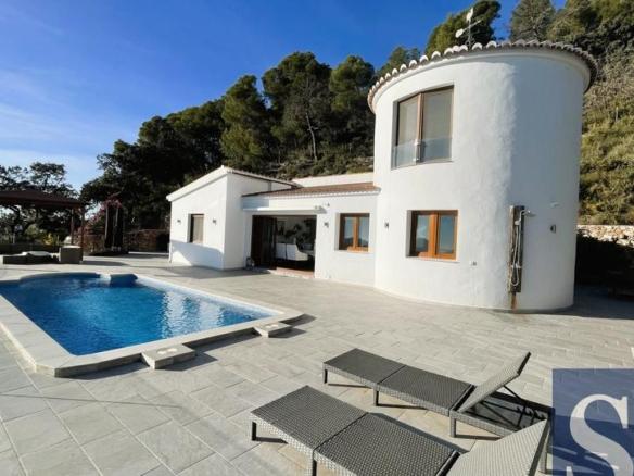House or villa for sale in Cómpeta