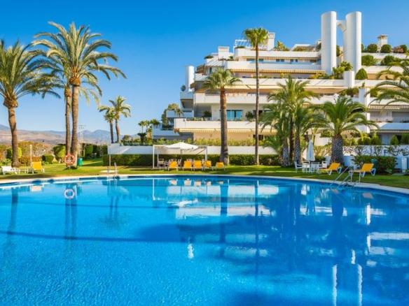 Apartment for sale in Lomas de Marbella Club