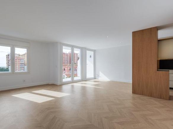 Apartment for sale in La Malagueta – Monte Sancha