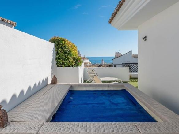Penthouse for sale in Julio Iglesias-pto Banus, 3, Puerto Banús