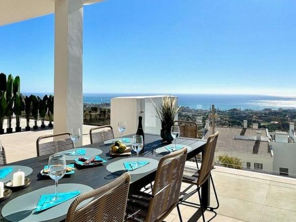 Penthouse for sale in Arroyo de la Miel