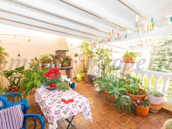 Duplex for sale in Torrox Pueblo