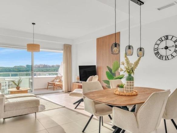 Apartment for sale on Calle Los Arcos, 25, Cancelada