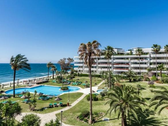 Apartment for sale in Puente Romano