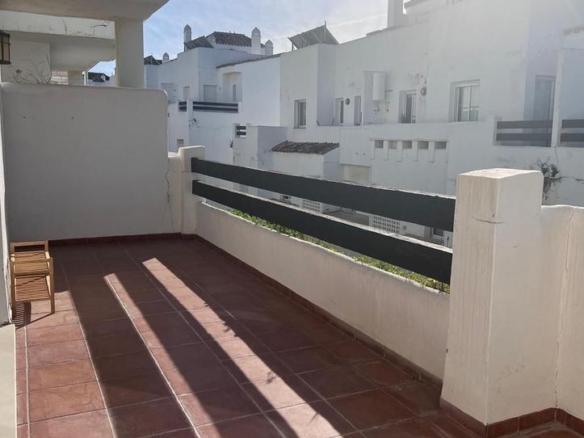 Apartment for sale in Estepona – Estepona, Valle Romano, Villa Borgh street, Valle Romano Golf