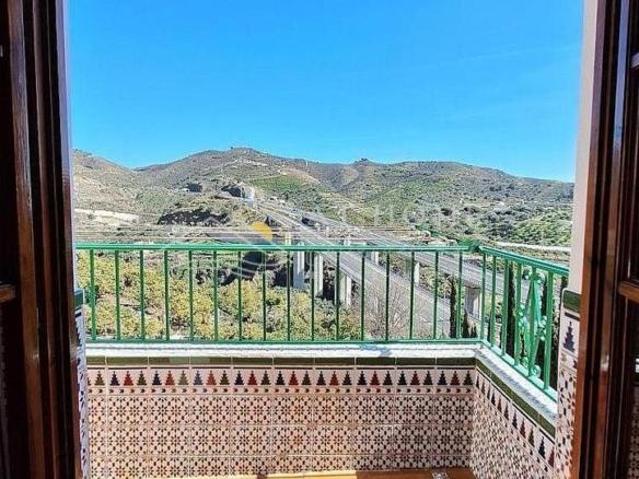 House or villa for sale in Torrox Pueblo