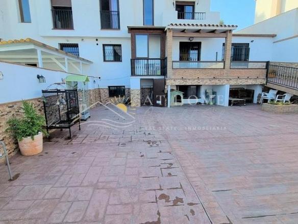 House or villa for sale in El Peñoncillo