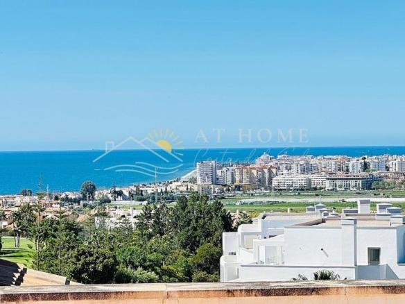 Penthouse for sale in Camino Algarrobo – Las Arenas