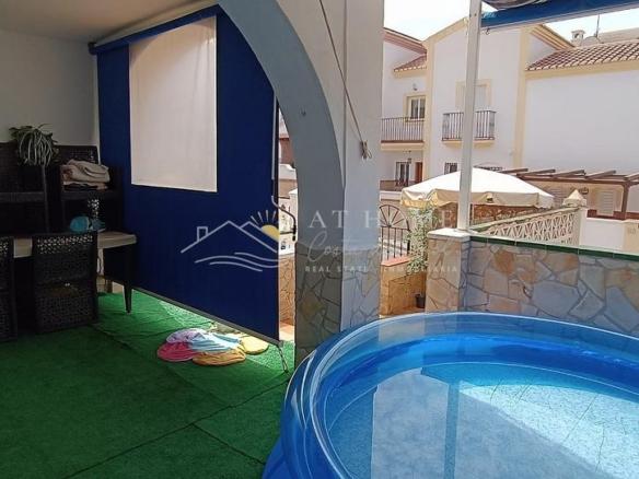 Townhouse for sale on Avda Pescia – Ctra de Frigiliana