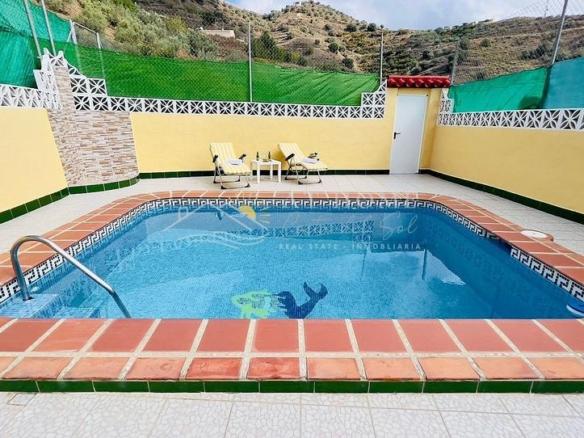 House or villa for sale in Torrox Pueblo