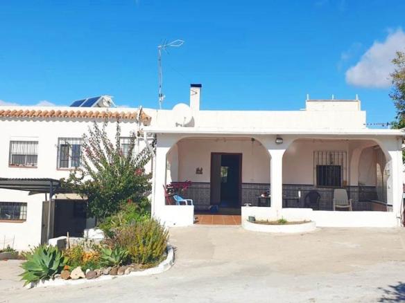 House or villa for sale in Los Llanos