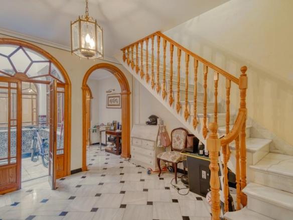 Townhouse for sale in Coín