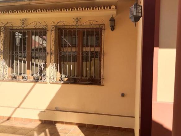 Townhouse for sale in city center