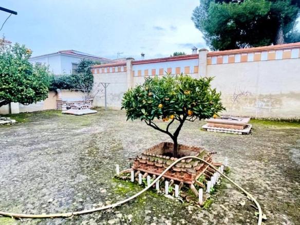 House or villa for sale in Fuentemora