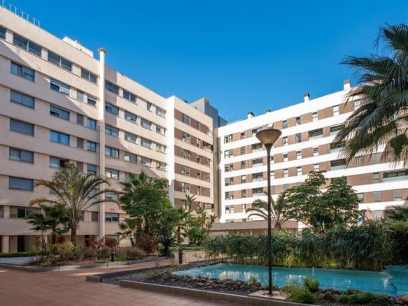 Apartment for sale in Perchel Sur – Plaza de Toros Vieja