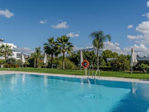 Apartment for sale in Benatalaya