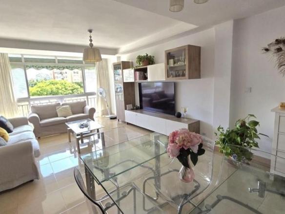Apartment for sale in Conde Toreno, Martiricos – La Roca – La Rosaleda