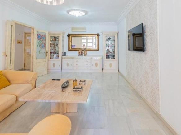 Apartment for sale on Uruguay Street, City Center