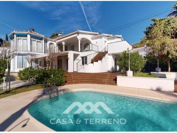 House or villa for sale on Calle Sevilla, Caleta de Vélez