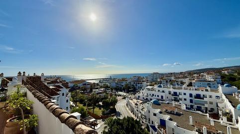 Penthouse for sale in Puerto de la Duquesa