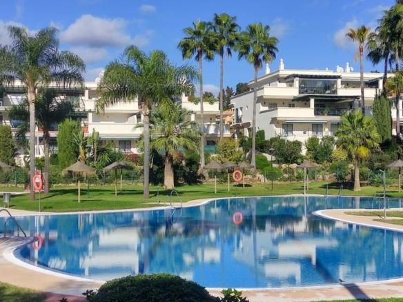 Penthouse for sale in Rodeo Alto – Guadaiza – La Campana