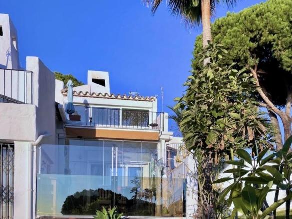 House or villa for sale in Bahia de Casares, Bahía de Casares