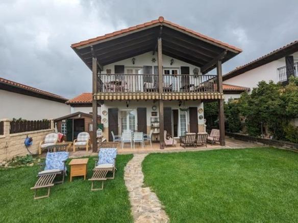 House or villa for sale in Ayegui / Aiegi
