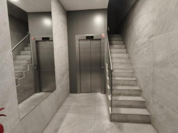 Apartment for sale on Calle de la Chapitela, 6, Old Town