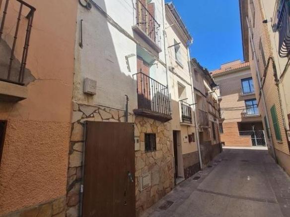 House or villa for sale on Calle Jesús, Cintruénigo