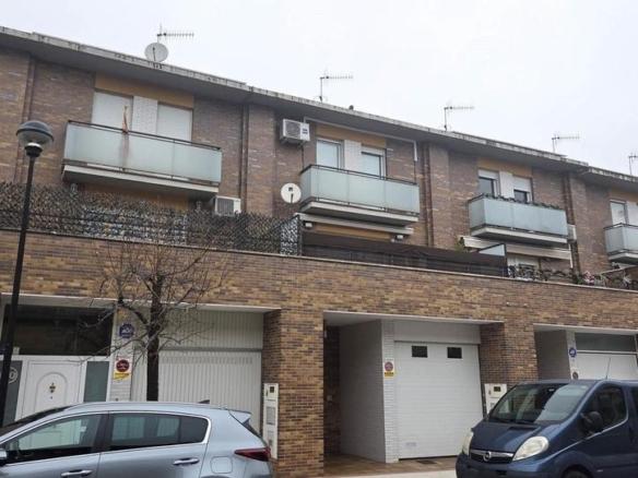 Townhouse for sale in Del Pago, Murchante