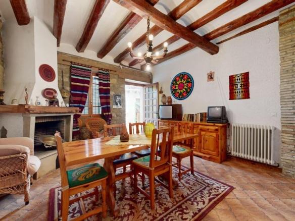 House or villa for sale in Carcastillo – Calle Padre Juan Alfaro, Carcastillo